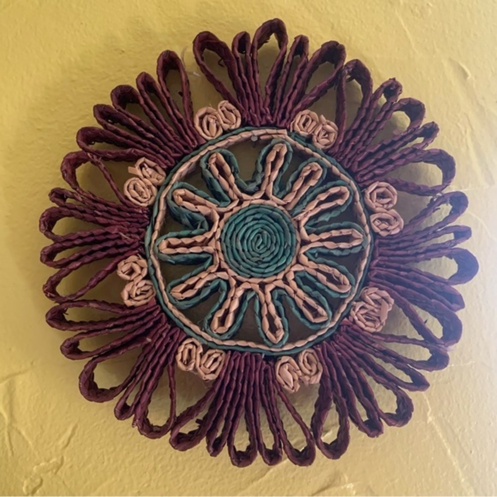 Vintage Raffia Trivet 1960s 1970s Kitchen pot holder straw grass Boho